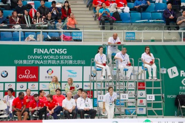 水立方跳水賽：裁判和運(yùn)動員誰更需要好視力護(hù)眼貼？