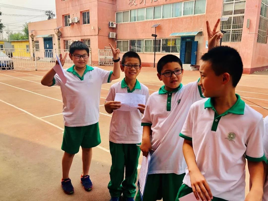 孩子視力“亮紅燈” 眼睛不會“放暑假”