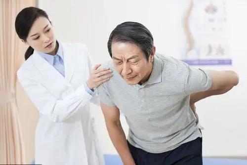 身體濕氣重，這5個(gè)麻煩會(huì)找上門