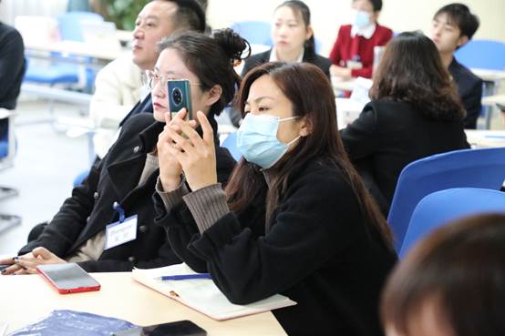 2021干眼星學(xué)苑第一期課程培訓(xùn)順利召開(kāi)，眾專家齊聚一堂