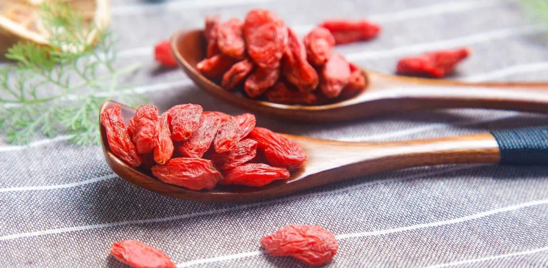 眼睛累了吃什么護眼？這種食物家家都有！