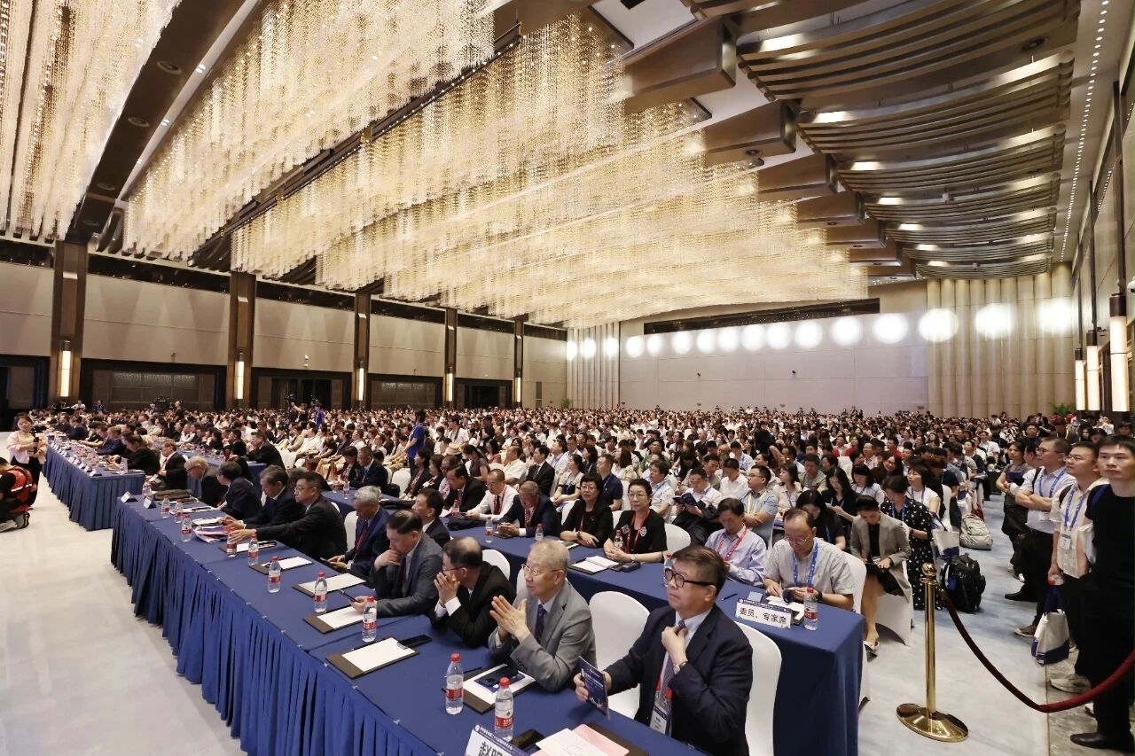 今年杭州眼科學(xué)術(shù)大會(huì)，又是哪個(gè)公益展位玩出了新高度？