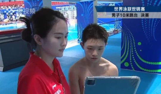 全紅嬋之后，14歲再有“才人”出！趙仁杰世界杯首秀攬雙金，跳水男隊也有自己的“小孩哥”了